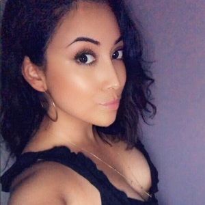 Meet your Posher, Rita